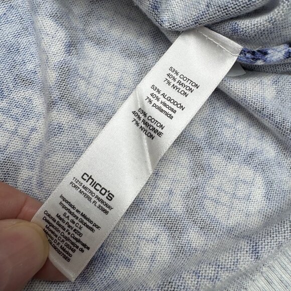 Chico's Women's Floral Paisley V-Neck Button Front Cardigan Sweater, Sz 3 /US XL - Picture 6 of 10